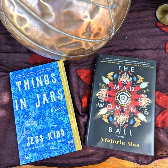 2 Gothic Novels that Blend History and Mystery in the Perfect Combination. - Picture 1 of 6
